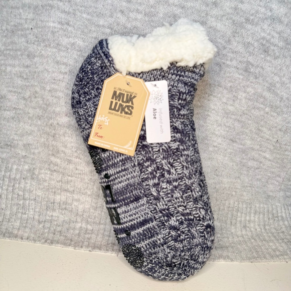 Muk Luks Women's S/M 6-8 Marled Aloe Infused Cabin Socks Faux Shearling Lined